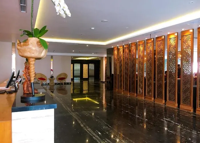 Hotel Four Star By Trans Sanur (Bali)