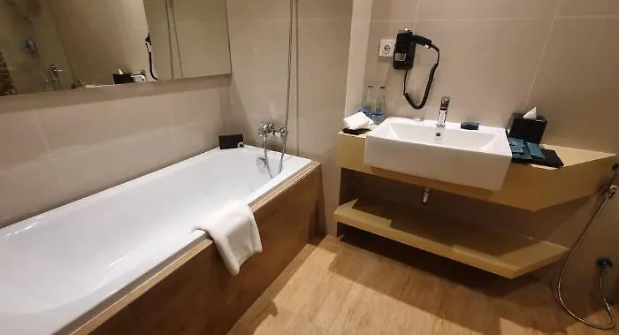 Hotel Four Star By Trans
